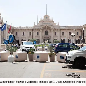 La Casa Del Porto Genua
